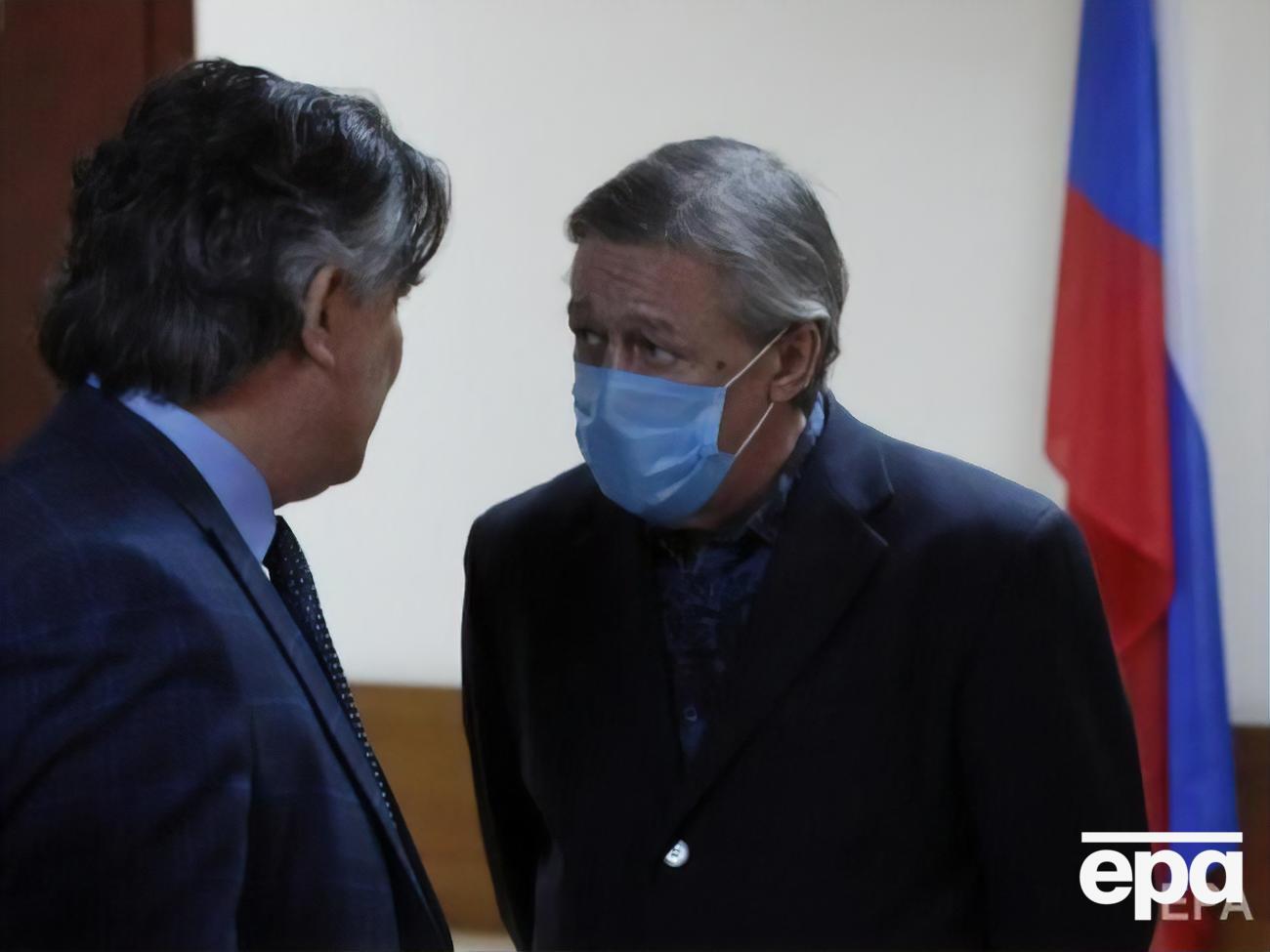 Єфремов (праворуч) спровокував аварію в центрі Москви увечері 8 червня