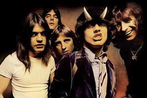 Композиція Shot In The Dark увійде в альбом PWR/UP, реліз якого заплановано на 13 листопада 2020 року