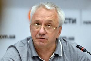 Алексей Кучеренко: Почему одна формула – вы считаете ее преступной, а другую формулу вы продолжаете считать не просто образцом, а, более того, она еще у нас и зафиксирована в меморандуме с МВФ