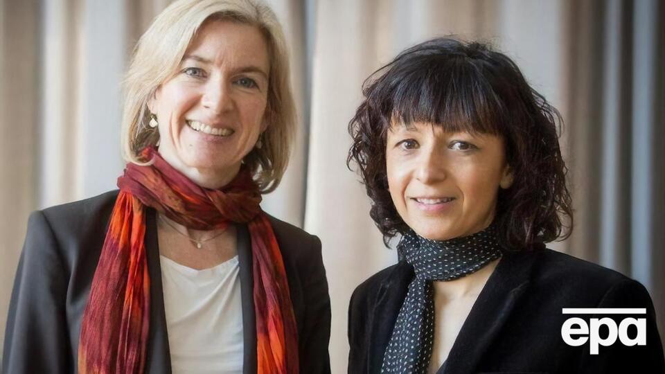 Дудна (на фото слева) и Шарпантье стали лауреатами Нобелевской премии