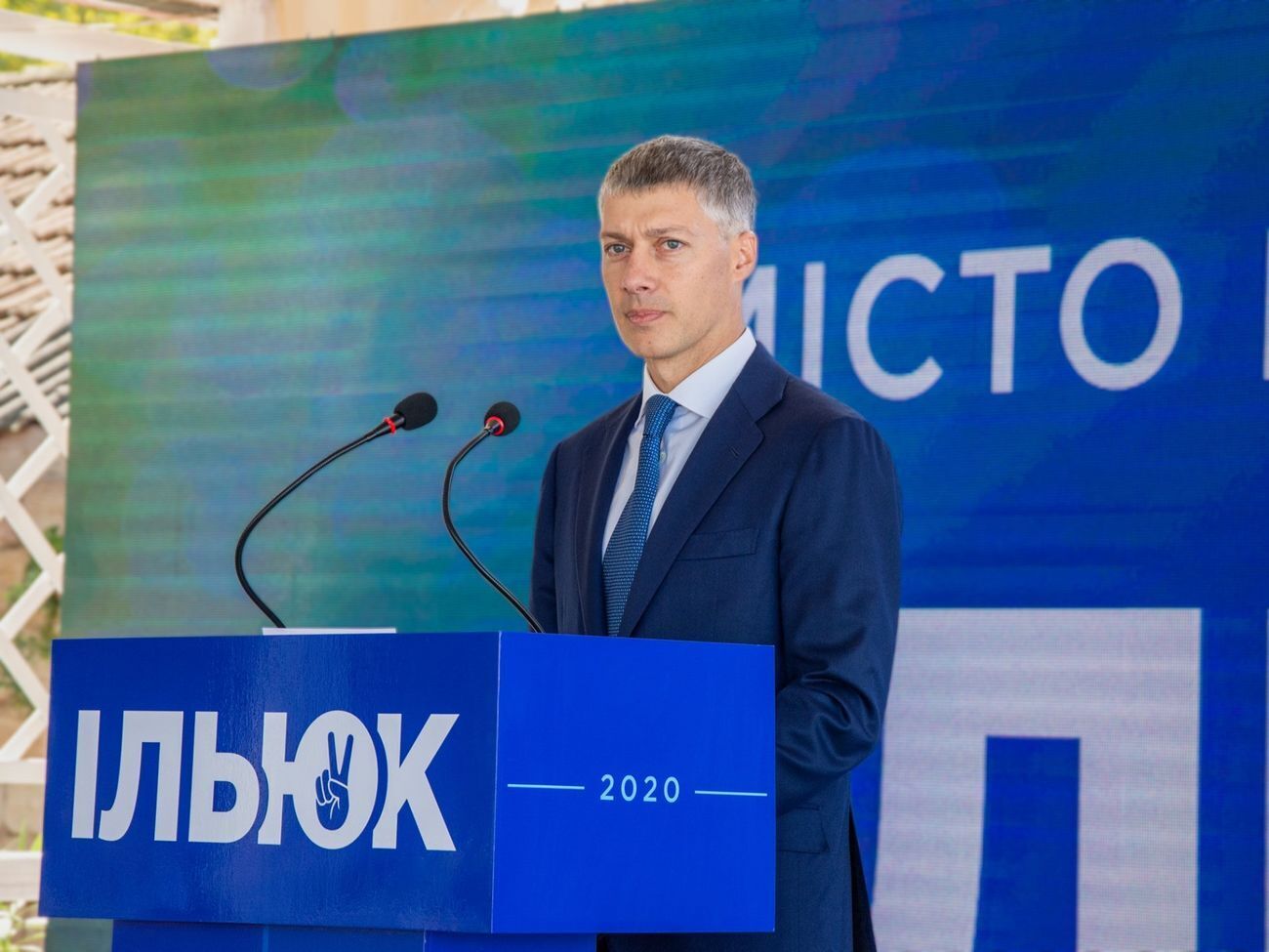 Артем Ільюк: Вони вчепилися у владу і бояться її втрачати в конкурентній боротьбі