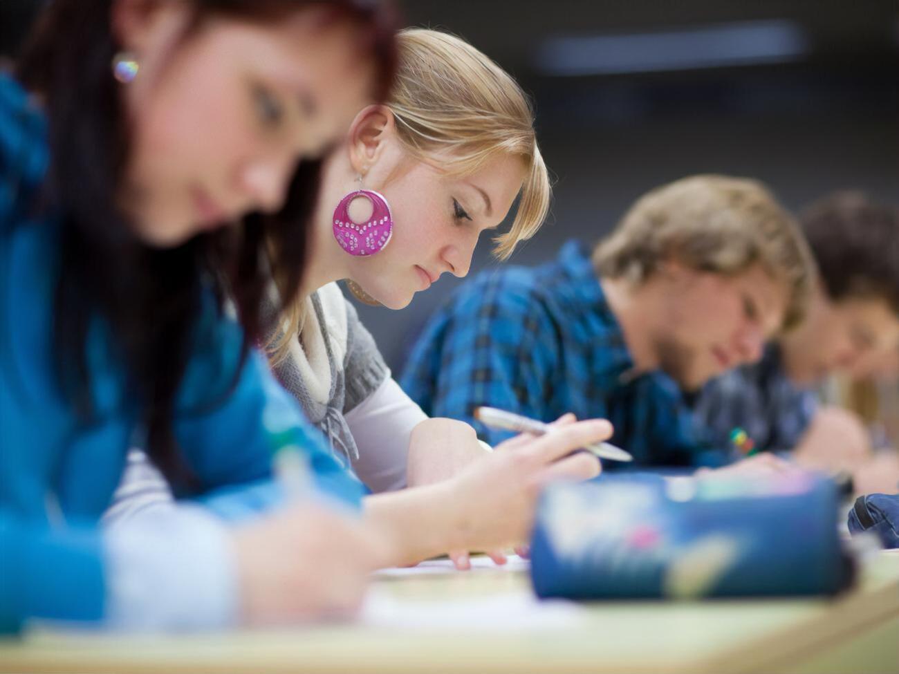 В рейтинговых списках и приказах о зачислении фамилии абитуриентов с временно оккупированных территорий были зашифрованы