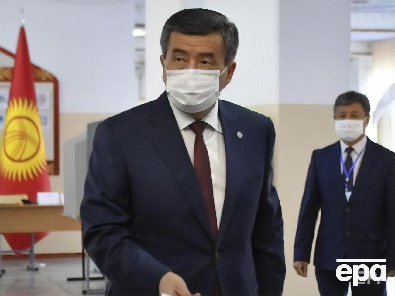 Накануне Жээнбеков заявил, что остается легитимным руководителем страны