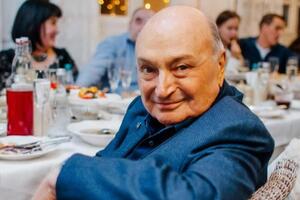 Артисту 86 лет