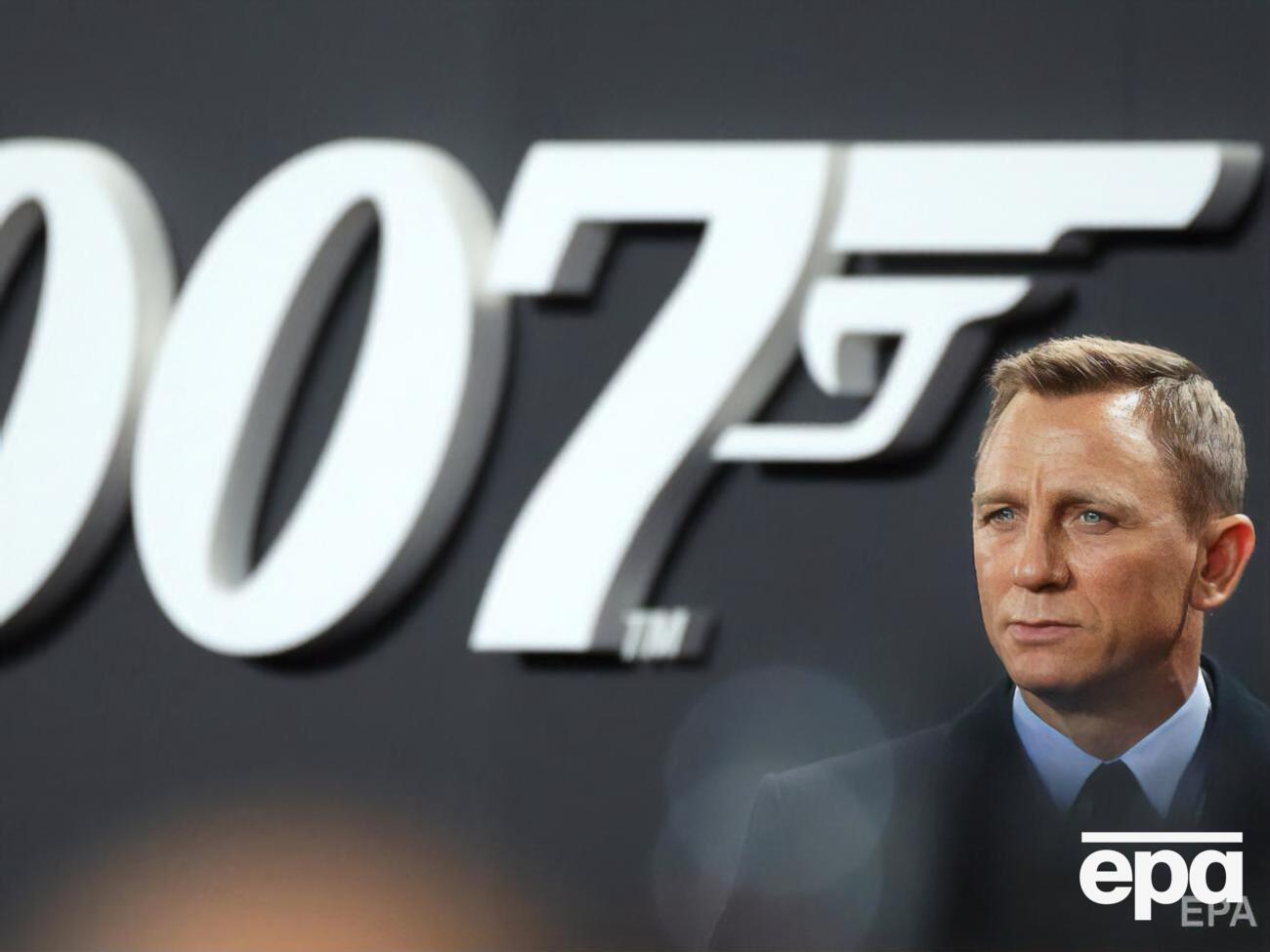 Выпуск монет состоялся незадолго до премьеры нового фильма о Бонде