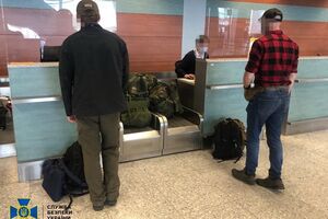 СБУ депортувала вербувальників, їм заборонили в'їзд в Україну на три роки