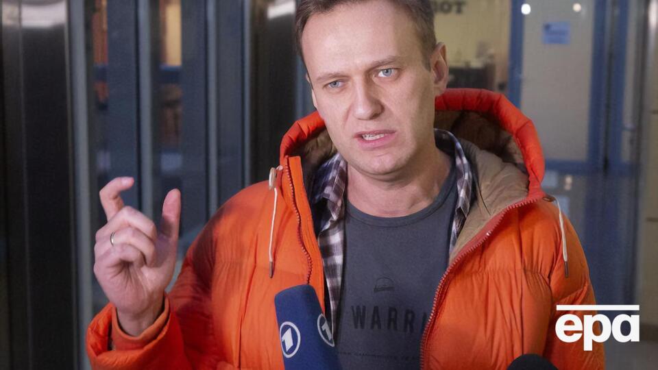 Навальный отметил, что уголовное дело по факту его отравления в России так и не возбуждено