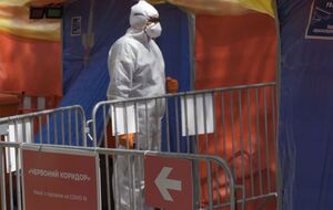 В Украине продолжается рост суточной заболеваемости COVID-19