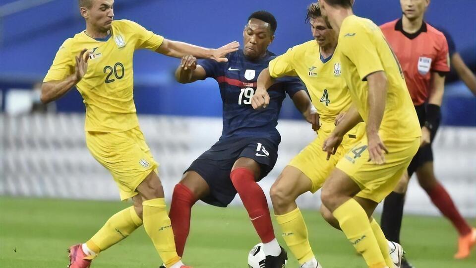 Збірна України грала в експериментальному складі
