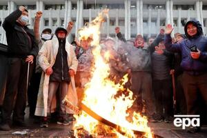 Протесты в Бишкеке начались после парламентских выборов, которые состоялись 4 октября