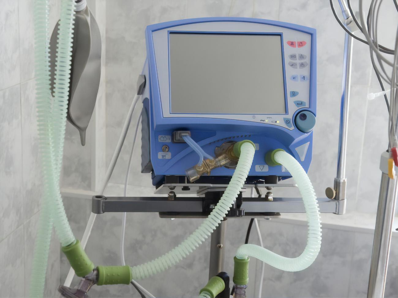 МОЗ у травні надало держпідприємству "Медичні закупівлі України" медико-технічні характеристики для закупівлі апаратів ШВЛ