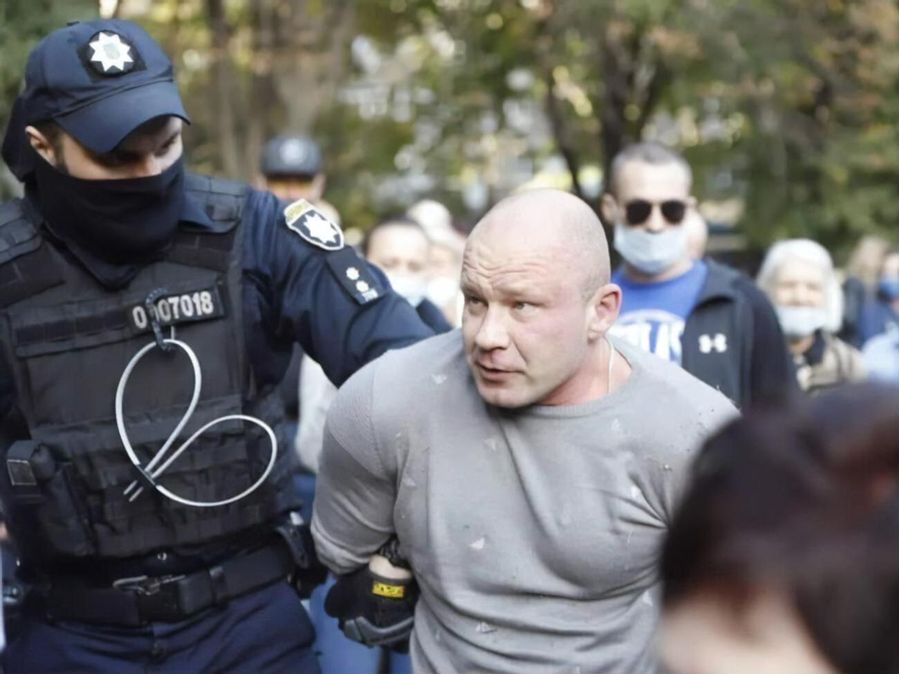 Поліцейські затримали чотирьох нападників на Філатова
