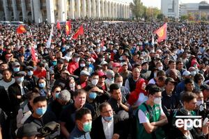 4 октября, после парламентских выборов, в Бишкеке вспыхнули протесты