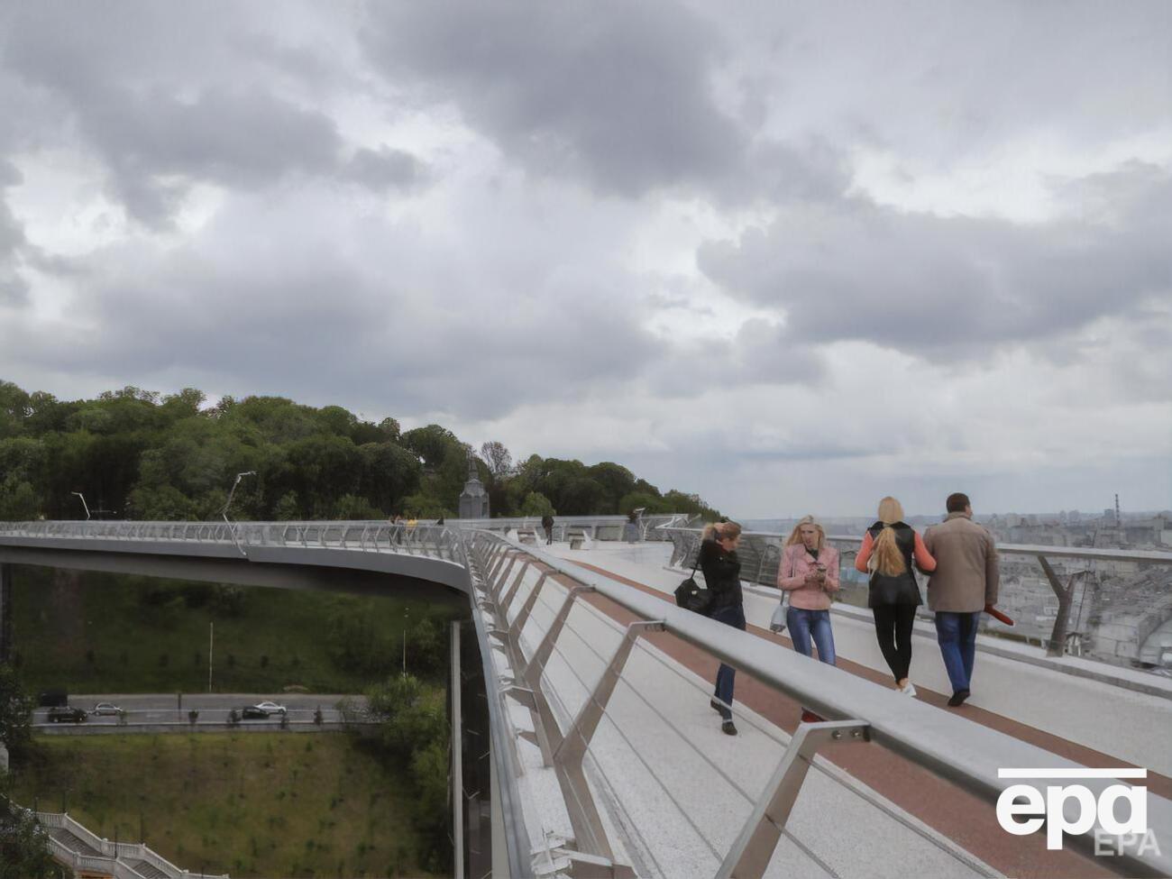 В Киеве число подтвержденных случаев COVID-19 достигло почти 26,5 тыс.