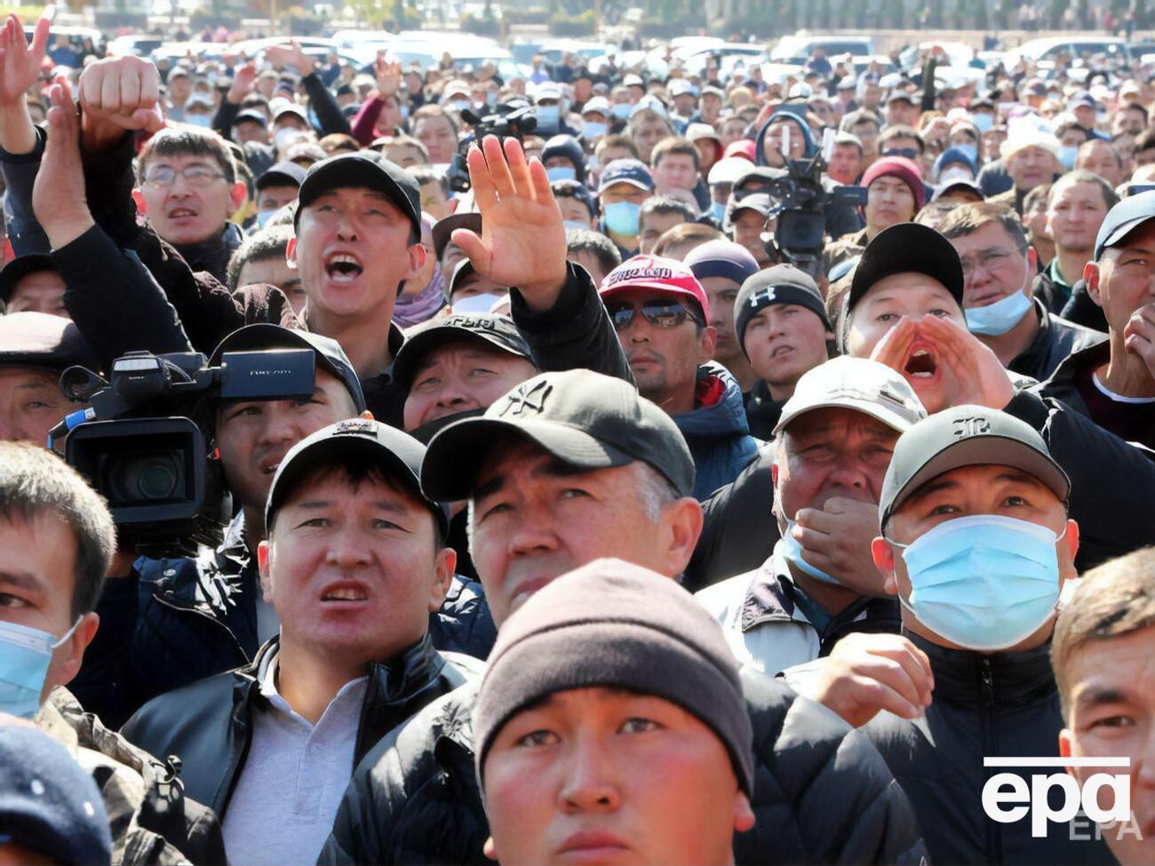 Отставка правительства стала результатом протестов в Бишкеке