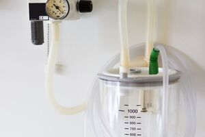 Кисневими системами має бути забезпечено 80% ліжко-місць для хворих на COVID-19, повідомили в Кабміні