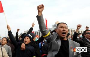 В Бишкеке несогласные с результатами парламентских выборов вышли на протесты