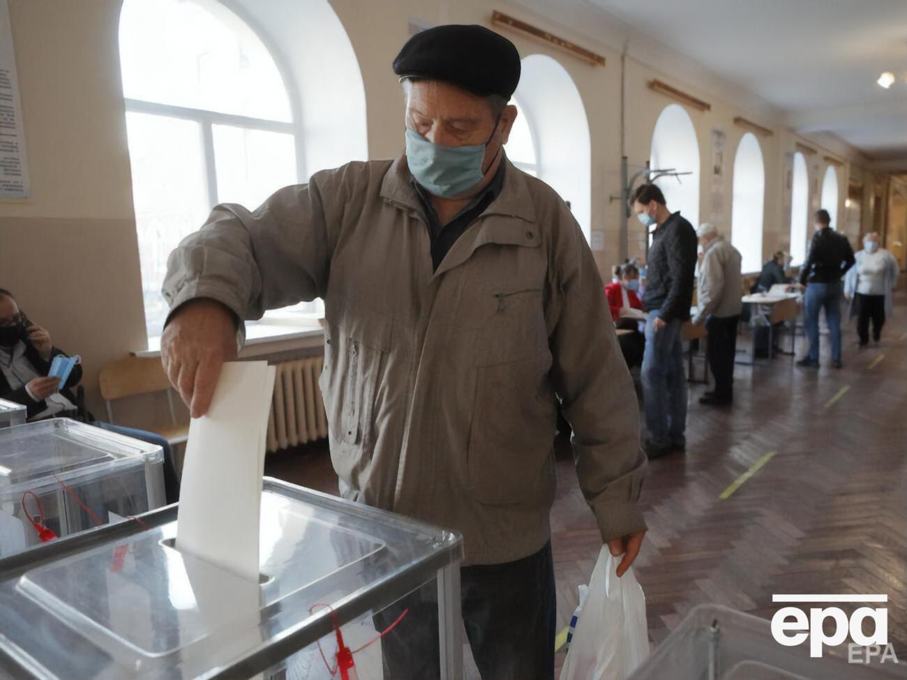 Явка на местных выборах в Украине составила более 36%