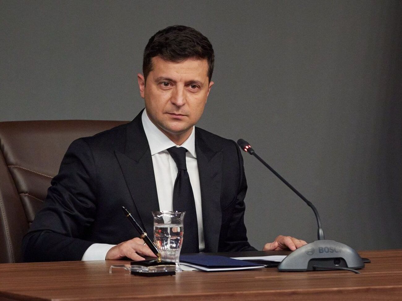 Зеленський: На Гелловін усі чорти з політичного пекла відкривають свої справжні обличчя