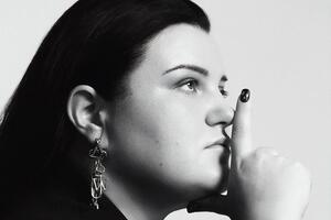 аlyona alyona: Людина має багато різних облич...