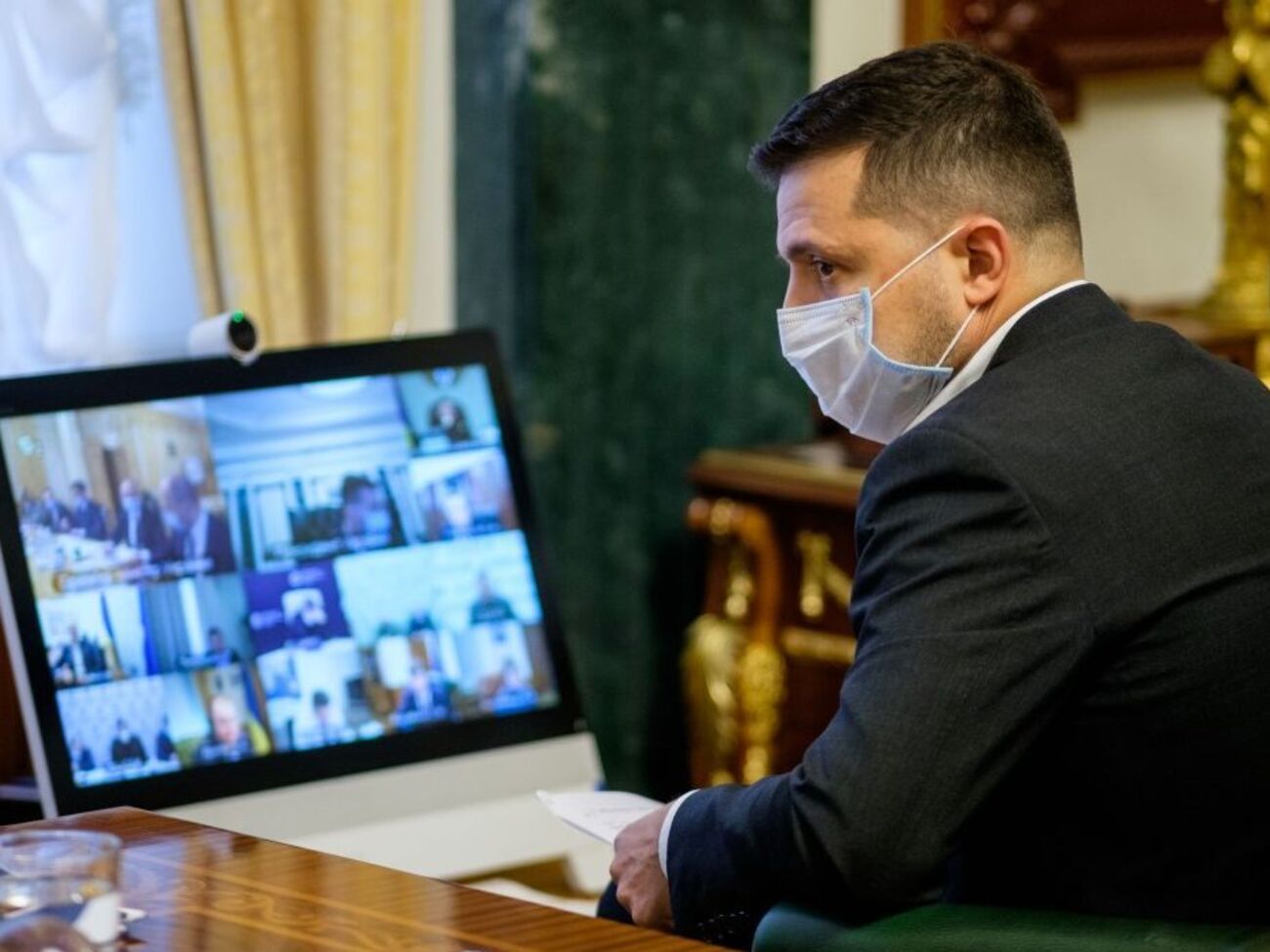 Зеленский 9 ноября получил положительный результат теста на коронавирус