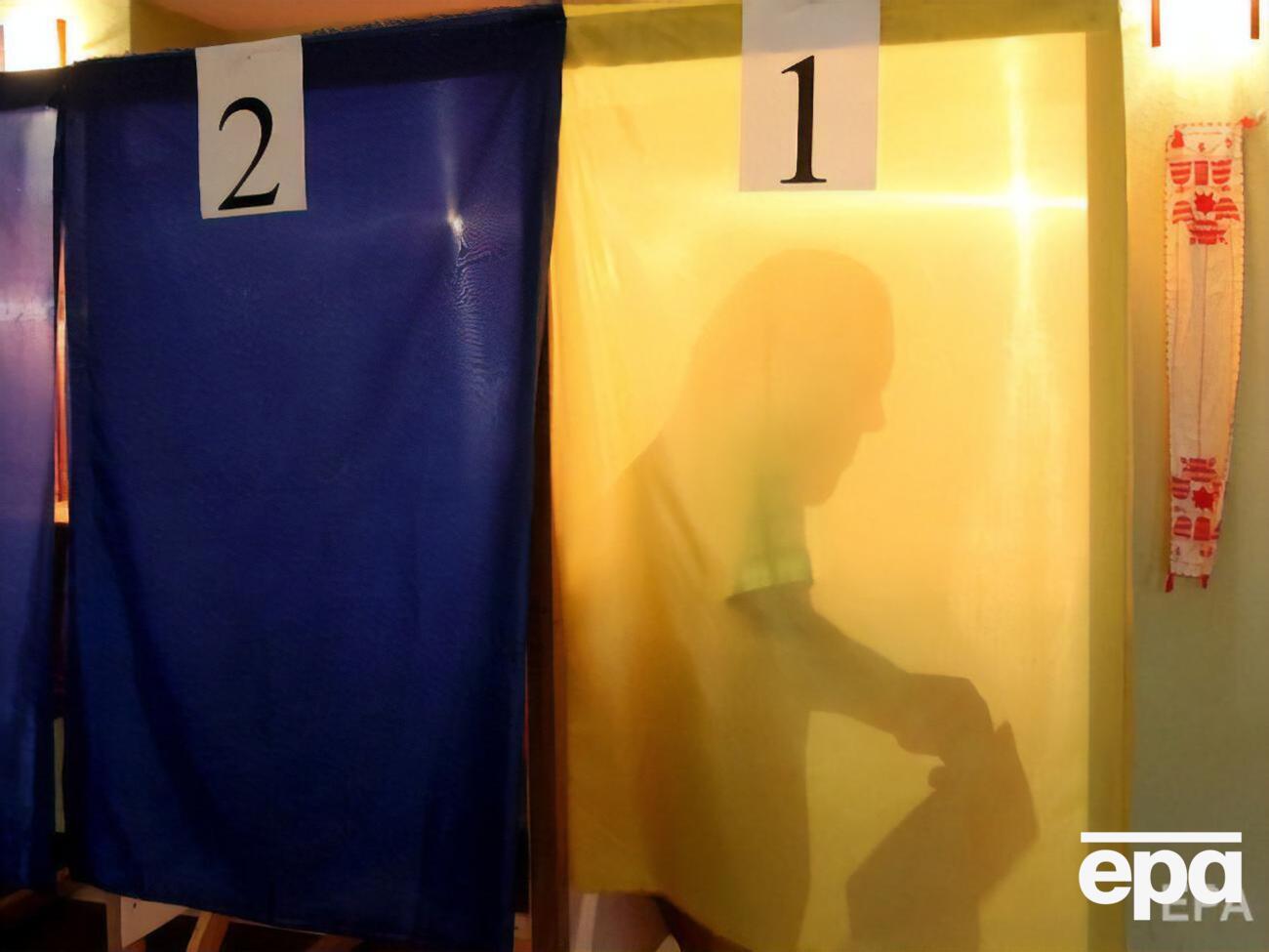 Перший тур місцевих виборів в Україні відбувся 25 жовтня