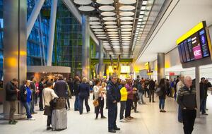 МАУ планирует осуществлять полеты в Хитроу три раза в неделю