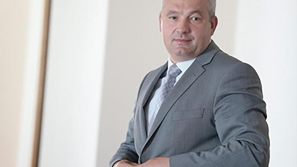 В октябре 2020 года у судьи Усатого закончился срок полномочий председателя областного хозсуда