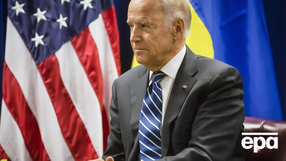 У 1988 році Байден відвідав СРСР як член комісії із закордонних справ Сенату США