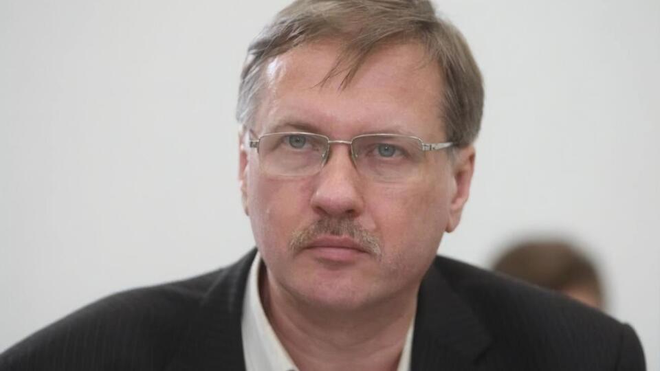 Чорновил: Для пьяниц, когда другие источники пойла ограничены, остаются аптечные сети