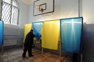 Перший тур місцевих виборів провели в Україні 25 жовтня