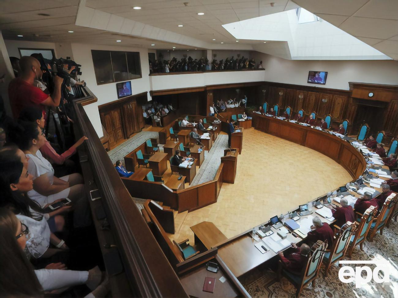 Скандальне рішення КСУ ухвалив 27 жовтня