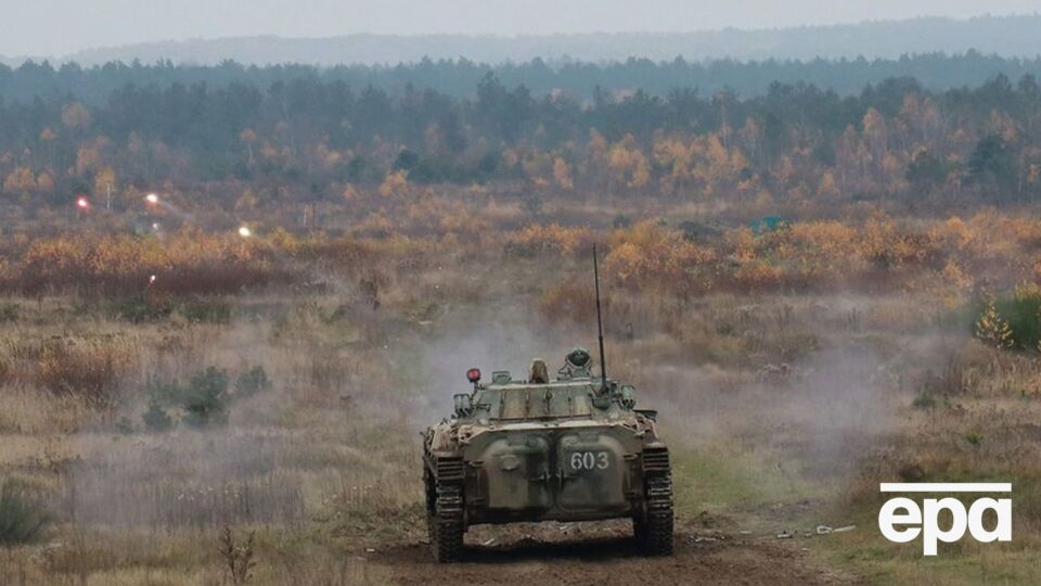 После полуночи боевики уже открывали огонь