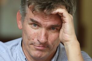 В Україні хворіють президент і міністри. Але не сказати, що помітна різниця між правлінням онлайн, офлайн і відсутністю правління взагалі