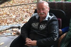 Певица Миансарова все, что смогла, в этой жизни сделала. Но ее окружение сделало гораздо больше – они методично и долго толкали ее к пропасти