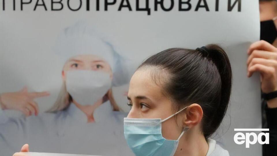 "Карантин выходного дня" в Украине ввели до конца ноября