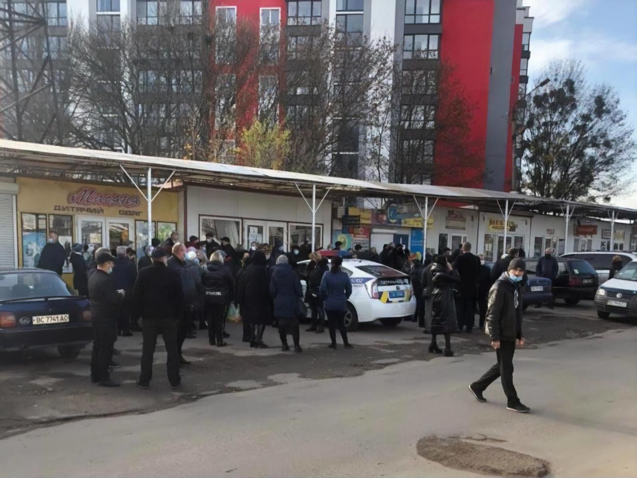 Полиция следит за соблюдением карантина во Львове