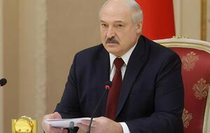 Лукашенко: Нет еще бешеных в Украине людей, которые бы попробовали силой решить вопросы с Беларусью