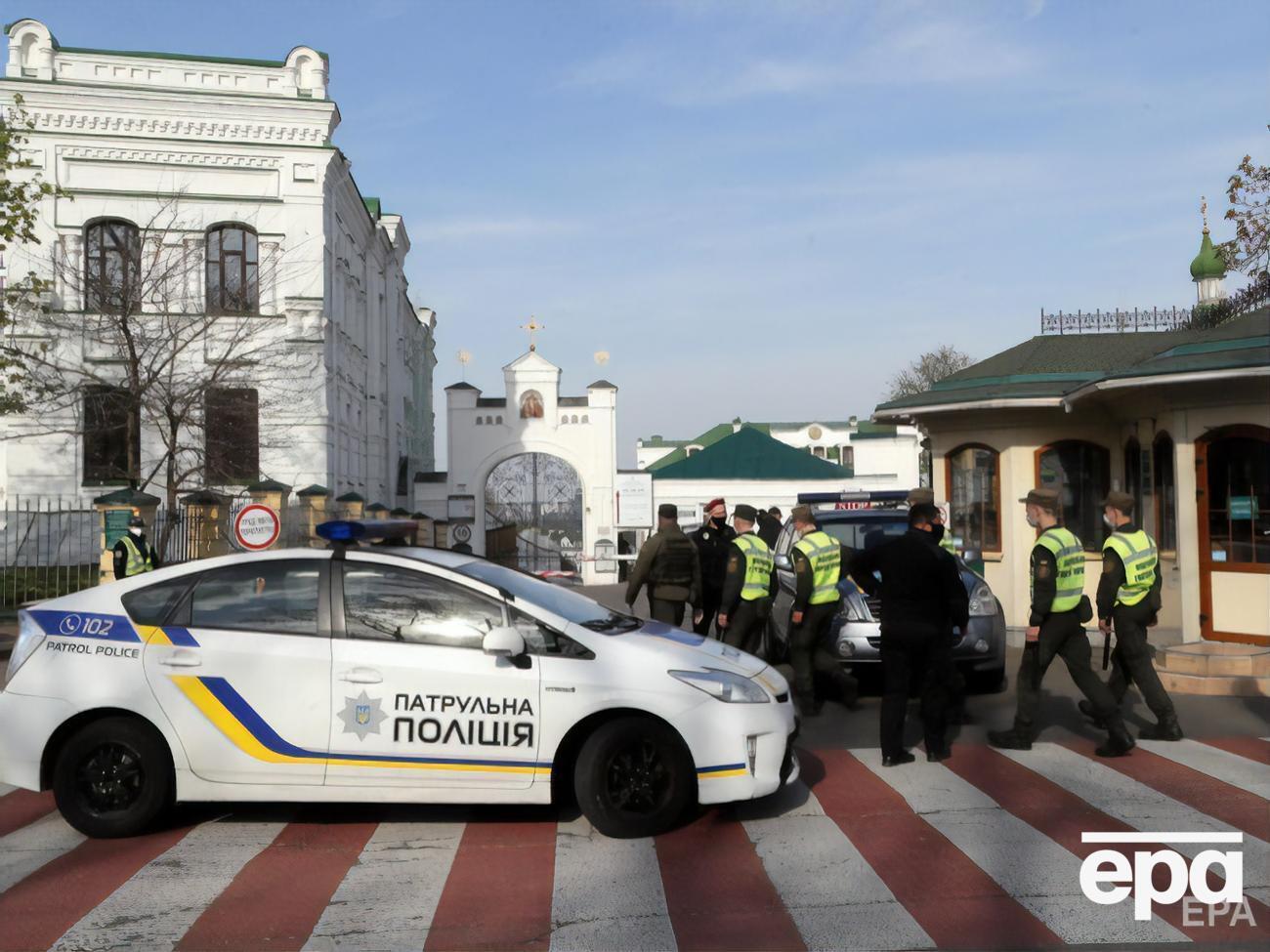 В полицию поступило 1029 сообщений о нарушении "карантина выходного дня"