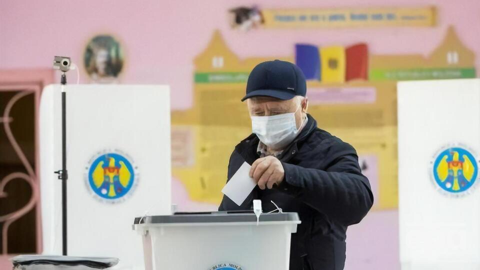 У Молдові 15 листопада відбувається другий тур виборів президента