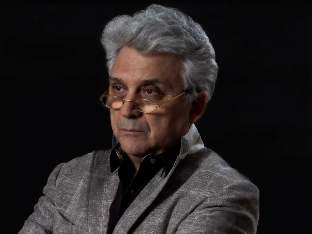 Коротко:&nbsp;Поэзия&nbsp;&ndash; не спорт. Не с кем соревноваться. Поэт идет один