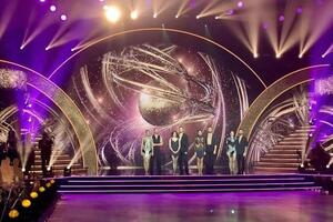 По итогам четвертьфинала шоу проект покинули Мельник и Дели