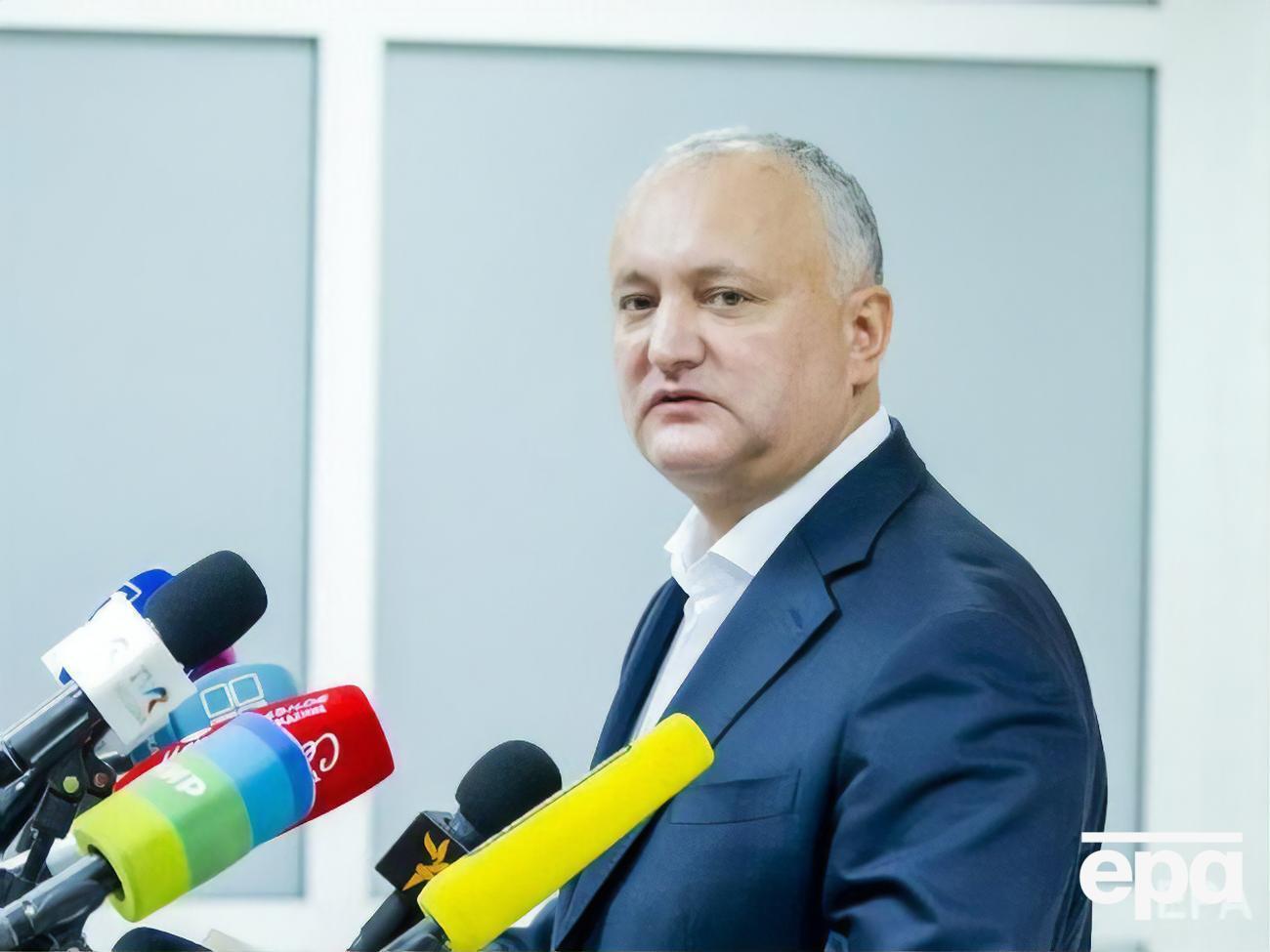 Додон:&nbsp;Я предварительно поздравляю Майю Санду, но я обязан защищать голоса тех, кто голосовал за меня, всеми законными средствами