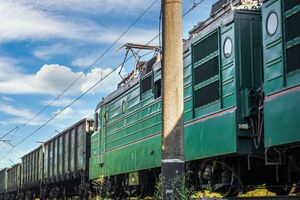ГРС привело расчеты представителей бизнеса, согласно которым, в случае сокращения сроков эксплуатации вагонов, к 2028 году парк сократится на 39%, придется списать более 67 тысяч вагонов