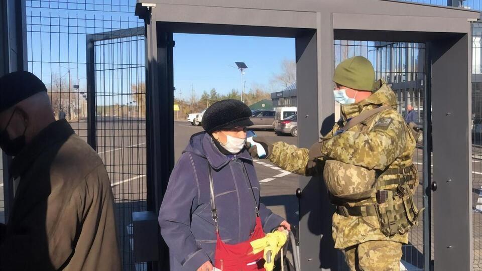 10 ноября Украина открыла КПВВ со стороны подконтрольных правительству территорий