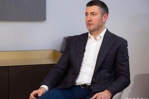 Бахматюк: Я уже перестал предлагать. Потому что это их нервирует