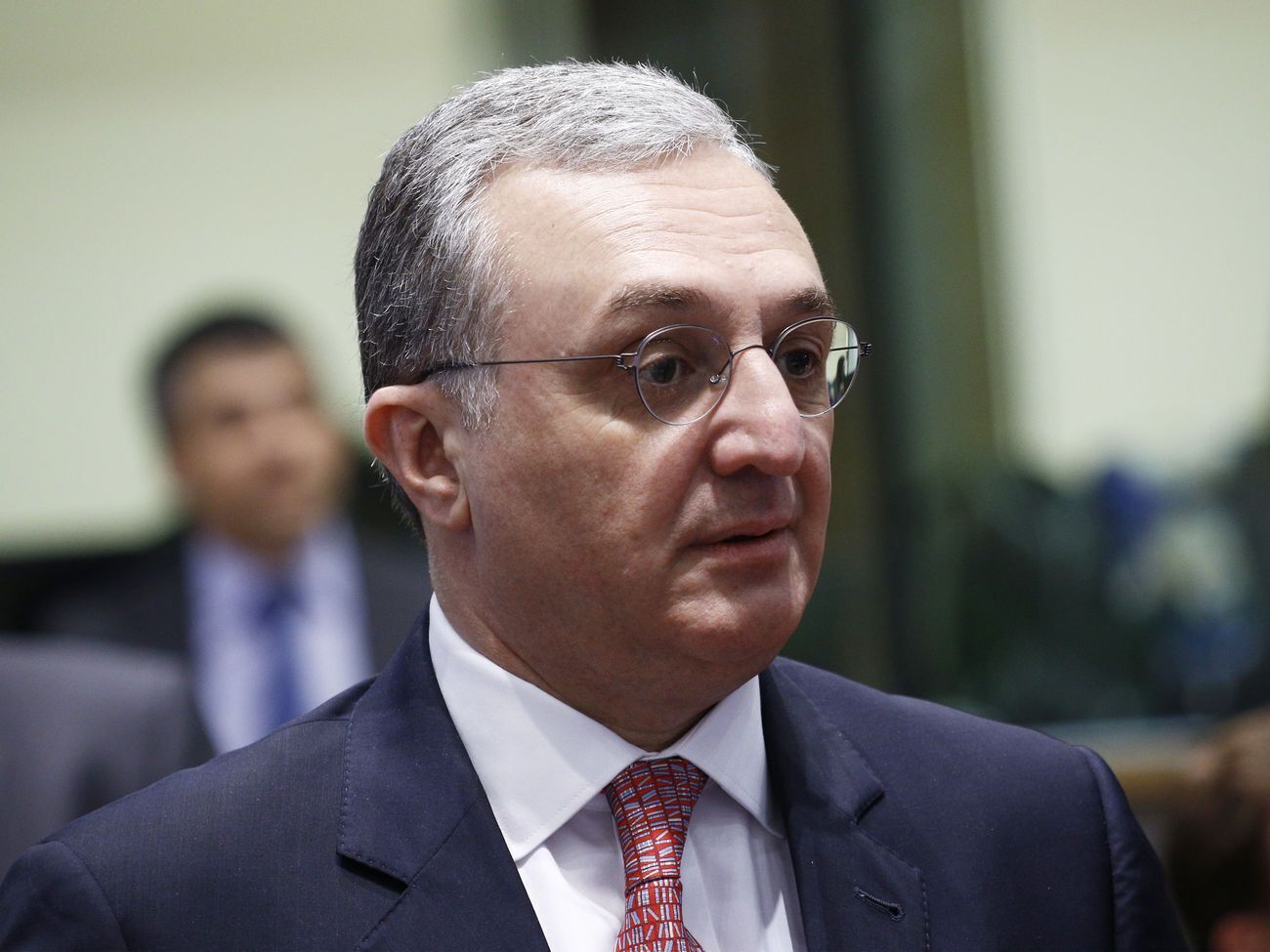 Про причини відставки глави МЗС Вірменії не повідомляють