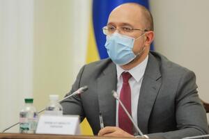 Шмигаль вважає, що дотримання "карантину вихідного дня" допоможе зупинити зростання кількості хворих