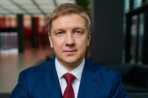 Андрій Коболєв: Немає ніякого логічного зв'язку між маржею газзбутів і тим, у кого вони купують газ