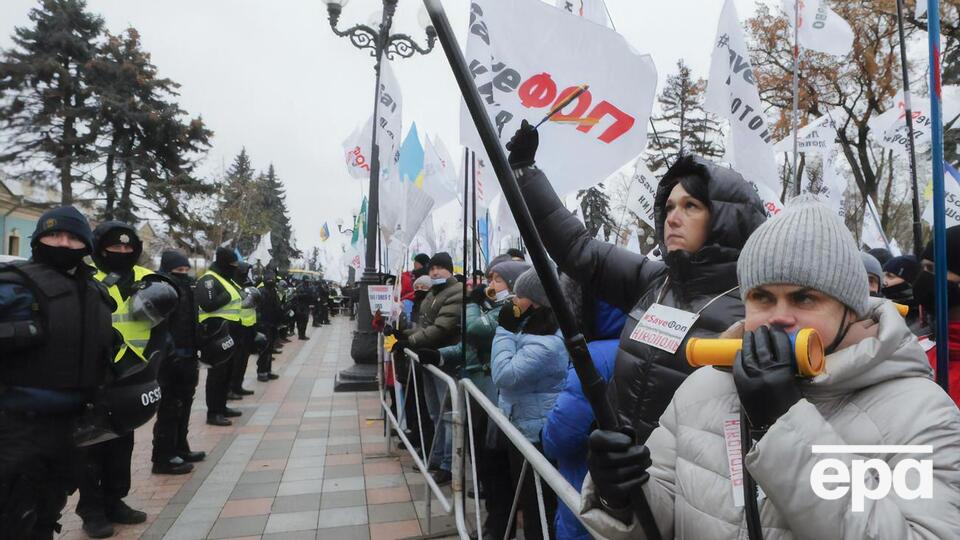 17 ноября предприниматели собрались на акцию протеста "Право на труд"